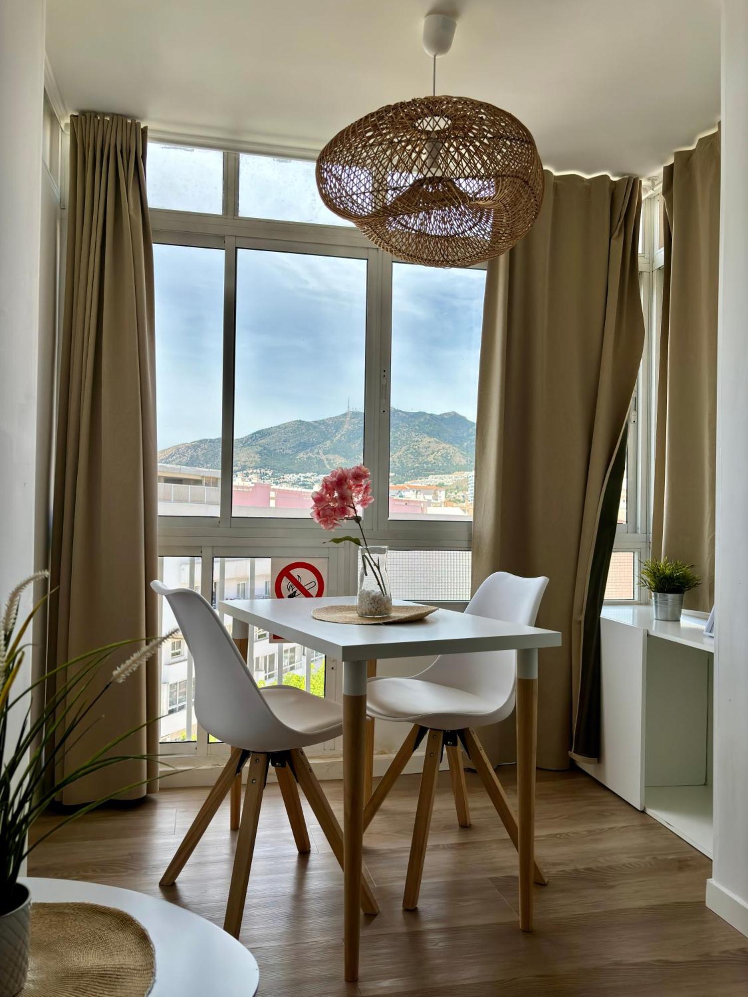 Ar Apartments - Central And Modern Apartment In Benalmádena Buitenkant foto