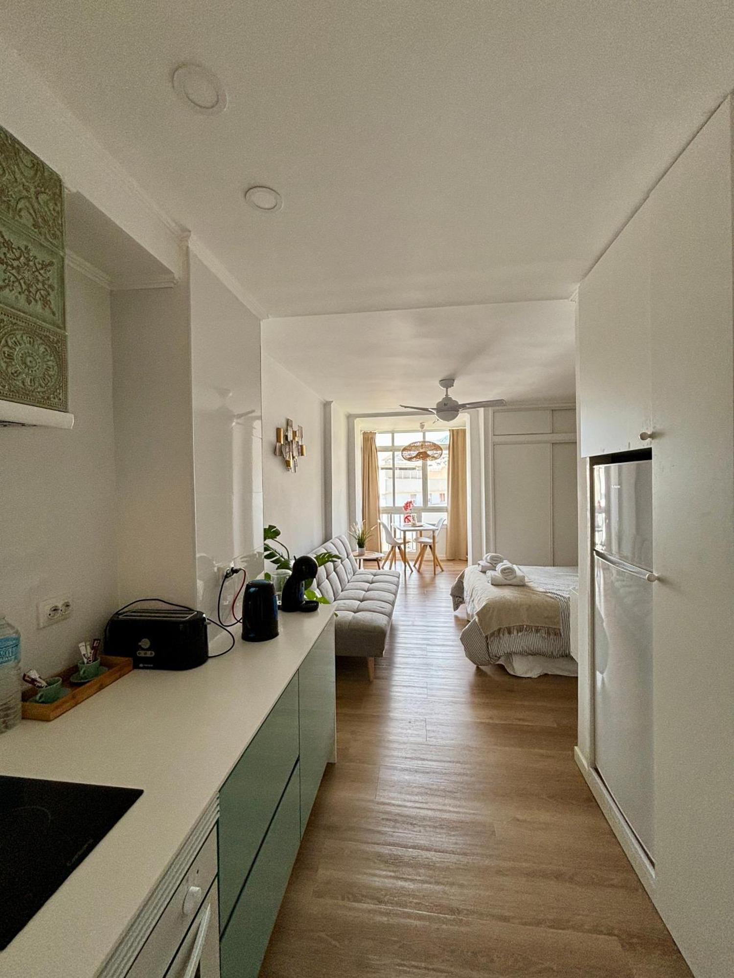 Ar Apartments - Central And Modern Apartment In Benalmádena Buitenkant foto